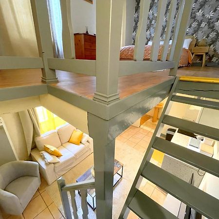 "Sainte Valiere", Appartement Calme Sur Cour Privative, Невер Екстериор снимка