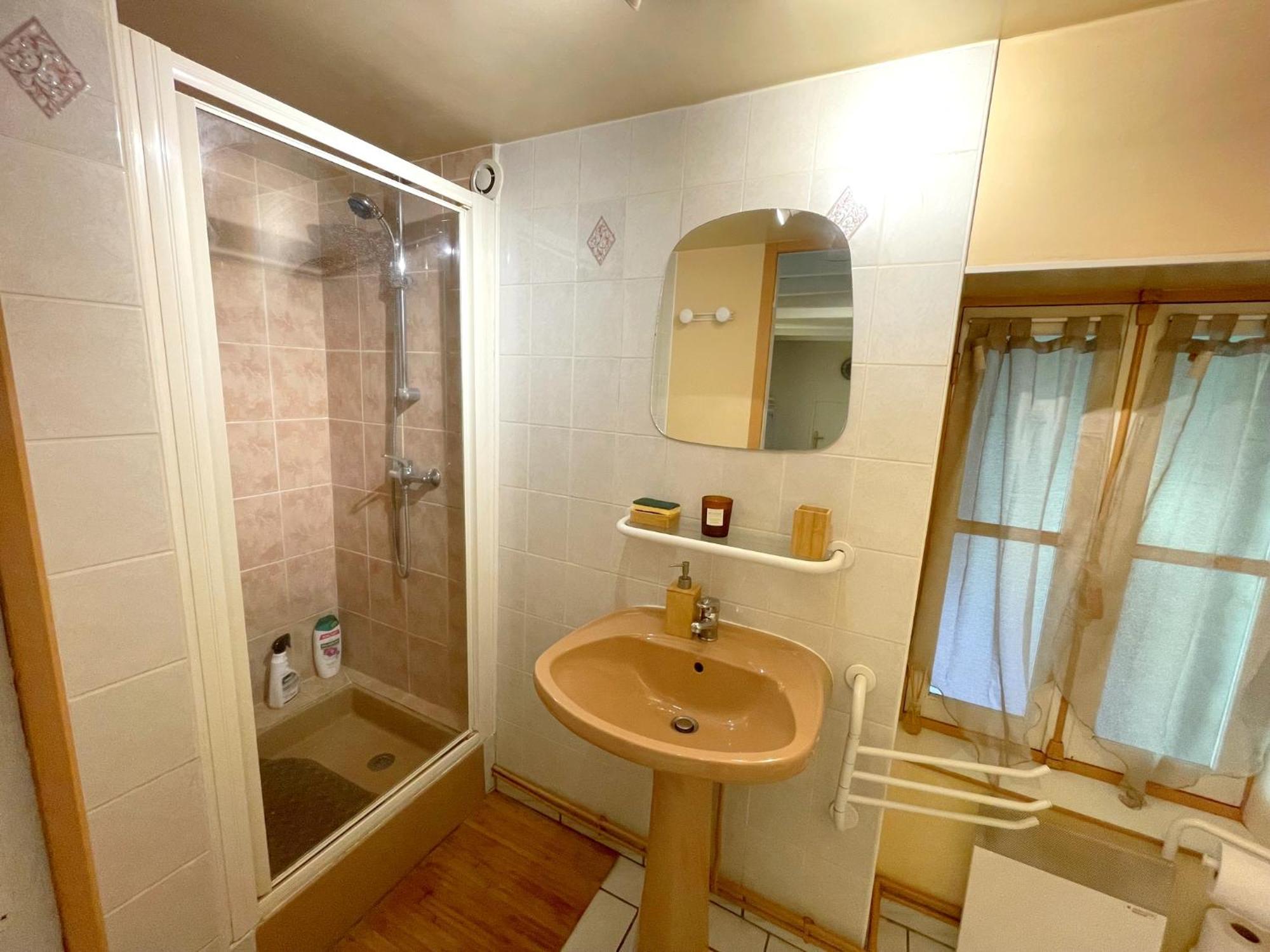 "Sainte Valiere", Appartement Calme Sur Cour Privative, Невер Екстериор снимка